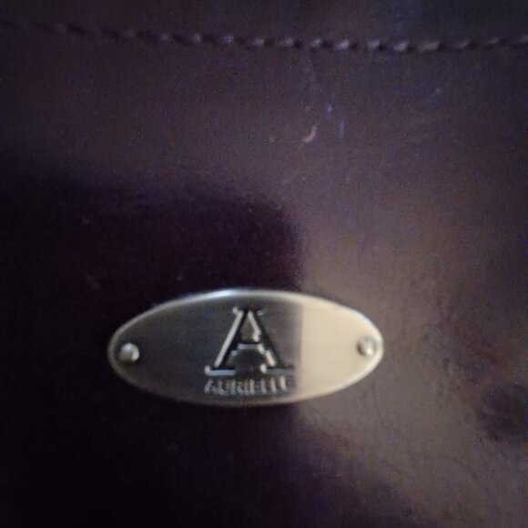 Three Fashion Shoulder Bags - Picture 2 of 13